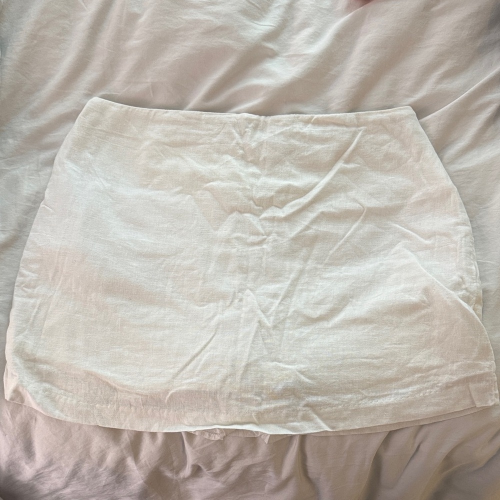 A&F White Linen Mini Skort